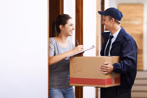 A Complete Guide to Courier Services and Package Delivery